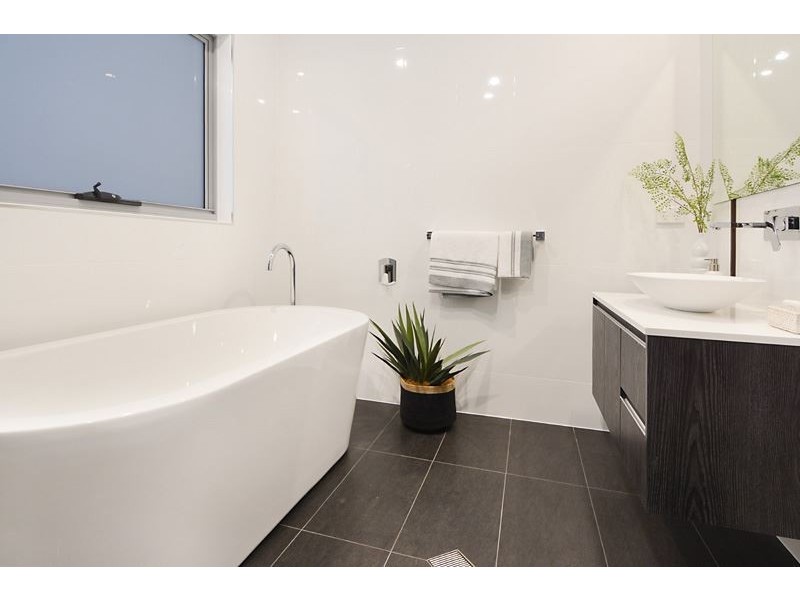 20 Ure Street, Hendra QLD 4011