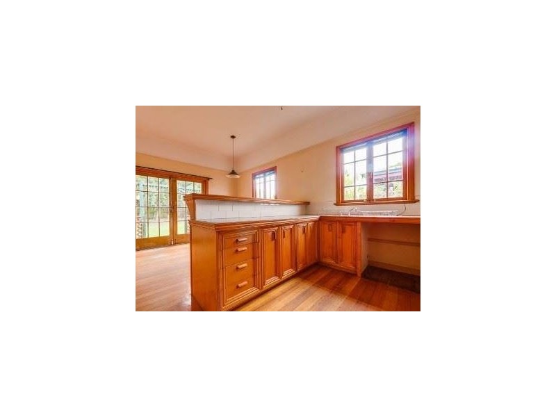 24 Rigby Street, Wooloowin QLD 4030