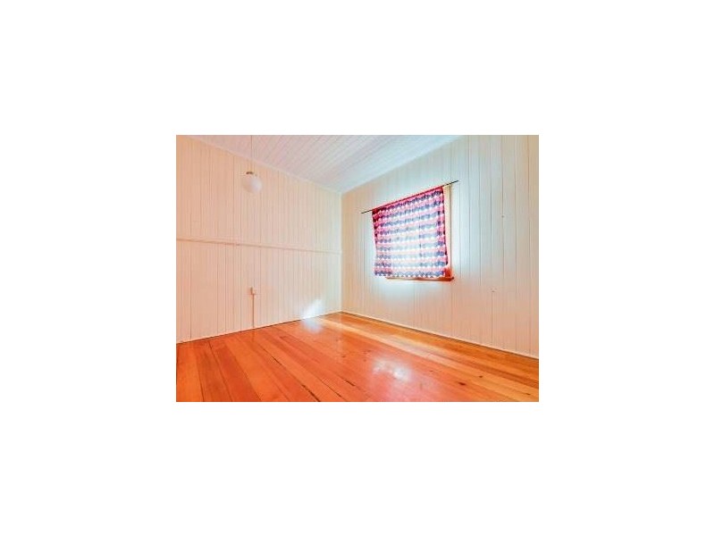 24 Rigby Street, Wooloowin QLD 4030