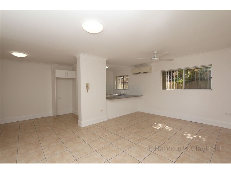 2/53 Nudgee Rd, Hamilton QLD 4007