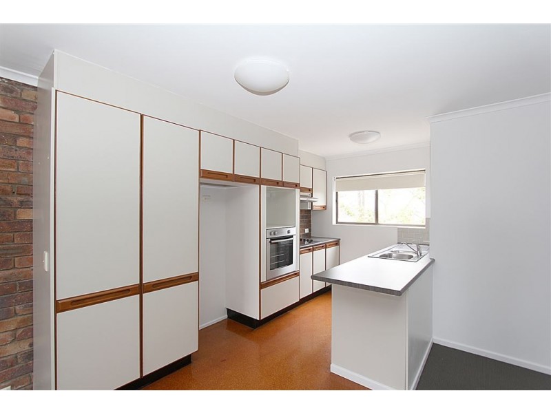 1/10 Rokeby Terrace, Taringa QLD 4068