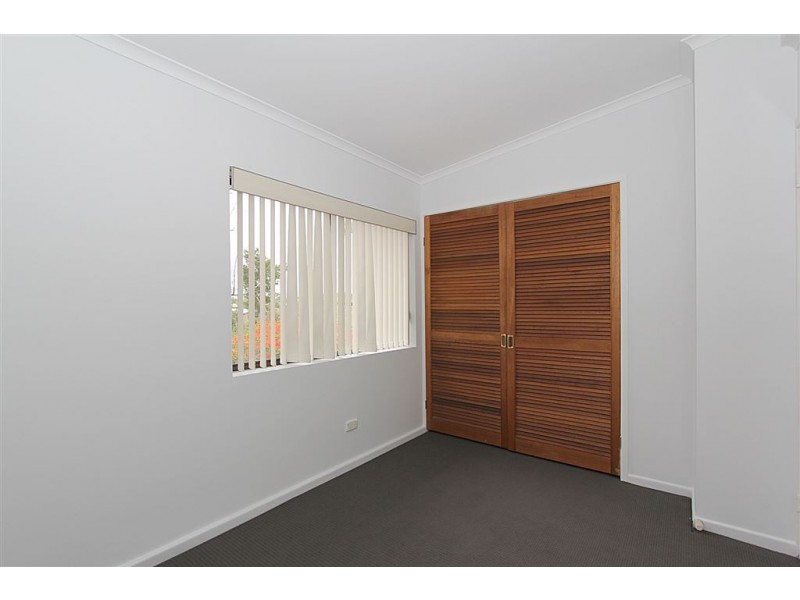 1/10 Rokeby Terrace, Taringa QLD 4068