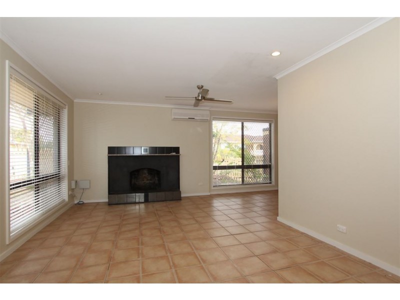 24 Candlebark St, Aspley QLD 4034