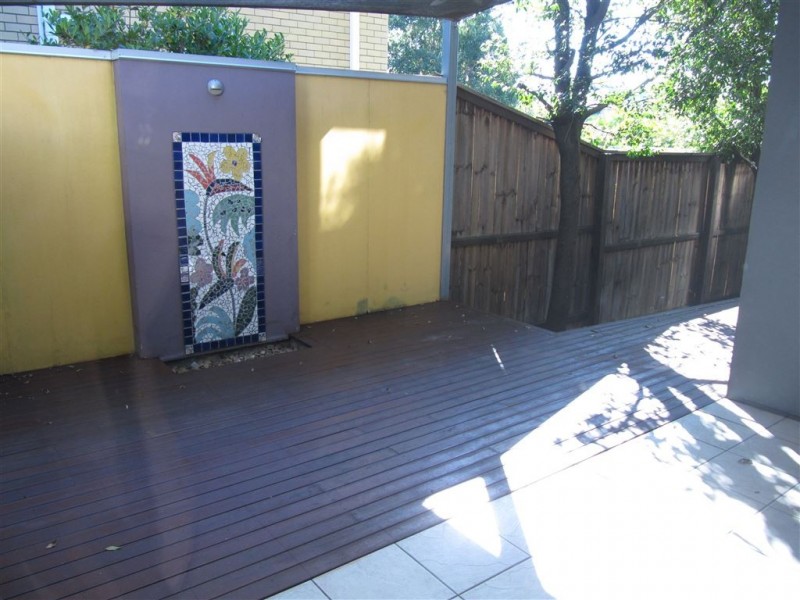 2/22 Wellington St, Lutwyche QLD 4030