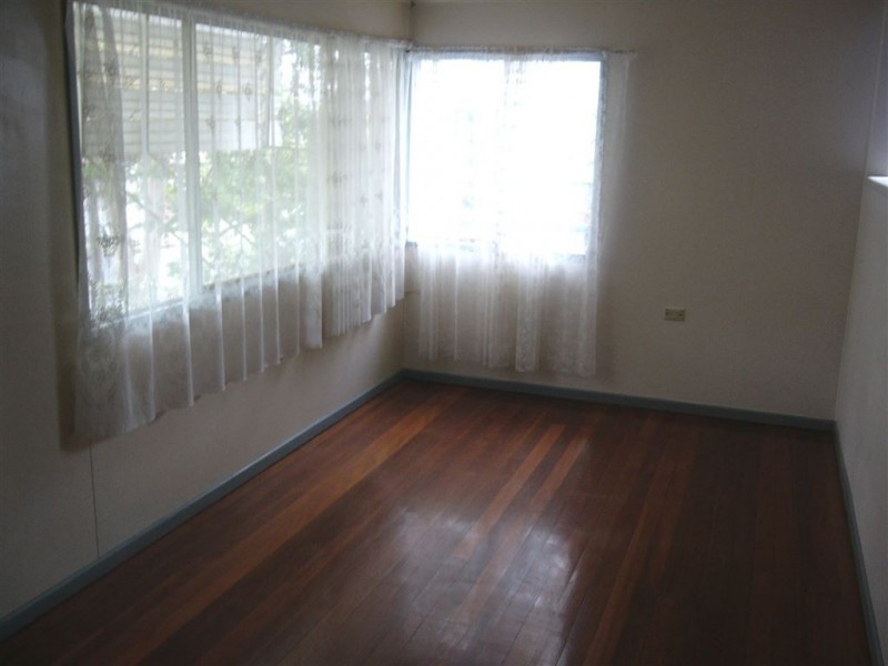 45 Wooloowin Ave, Wooloowin QLD 4030