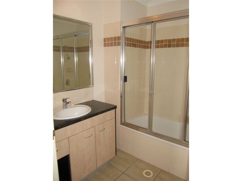 3/25 Collins St, Clayfield QLD 4011