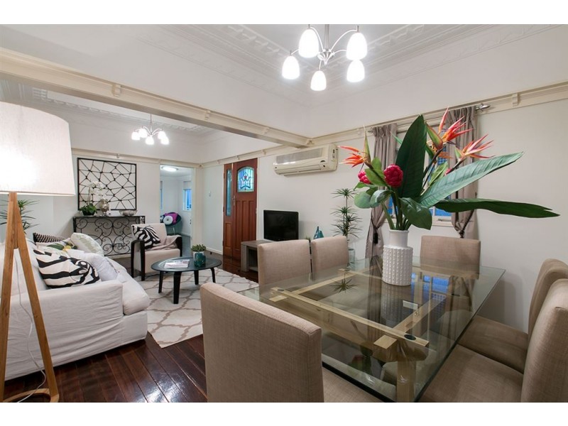 2 Harding Street, Hendra QLD 4011