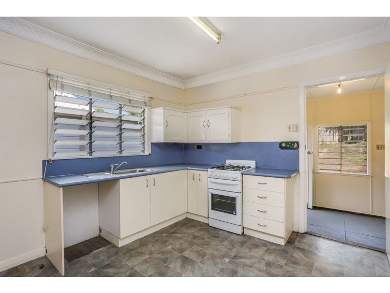 45 Wooloowin Avenue, Wooloowin QLD 4030