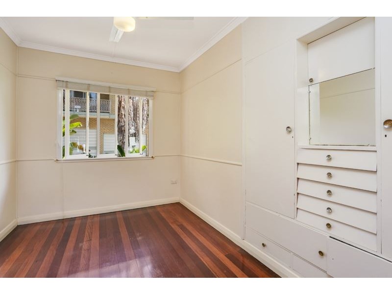 45 Wooloowin Avenue, Wooloowin QLD 4030