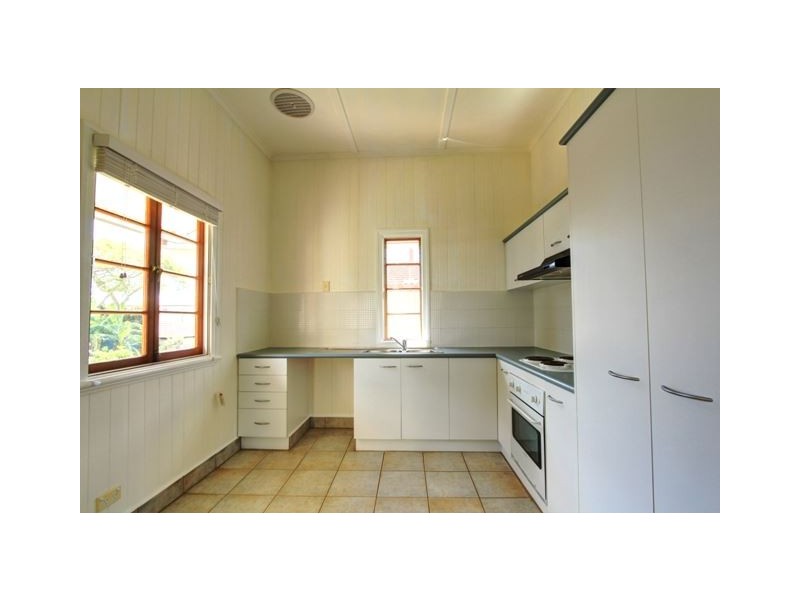 31 Harding Street, Hendra QLD 4011