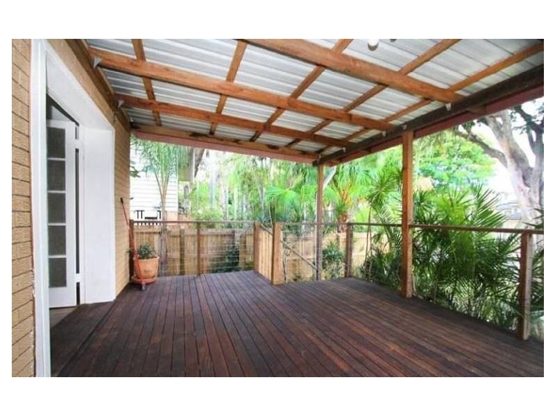 32 Weal Ave, Tarragindi QLD 4121