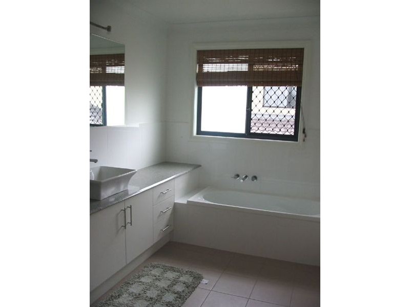 3 Elliott Street, Clayfield QLD 4011