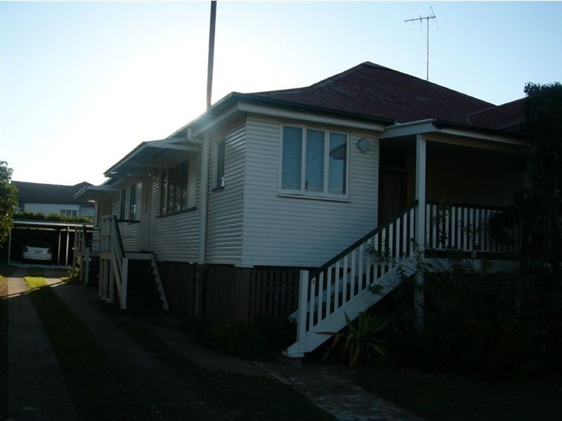 2/9 WOLSELEY STREET, Clayfield QLD 4011