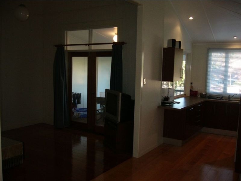 2/9 WOLSELEY STREET, Clayfield QLD 4011