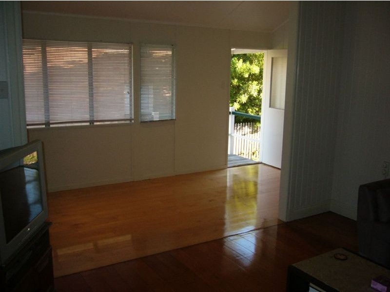 2/9 WOLSELEY STREET, Clayfield QLD 4011