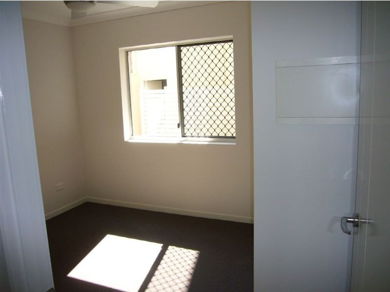 1/42 Rode Rd, Wavell Heights QLD 4012