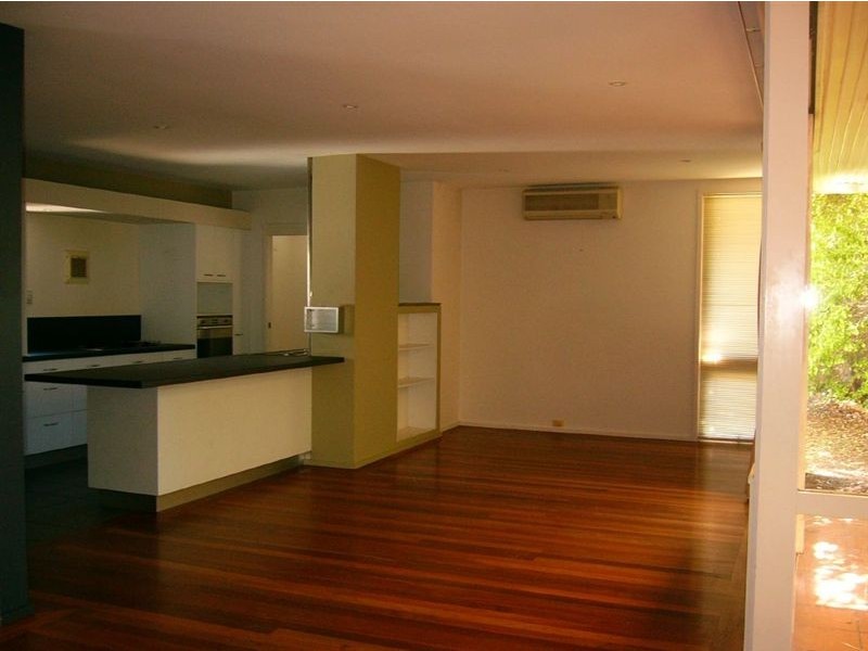 42 Langside Road, Hamilton QLD 4007