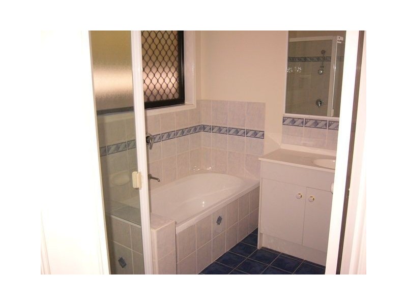 54 Pikett Street, Clontarf QLD 4019