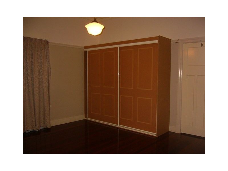 Wavell Heights QLD 4012