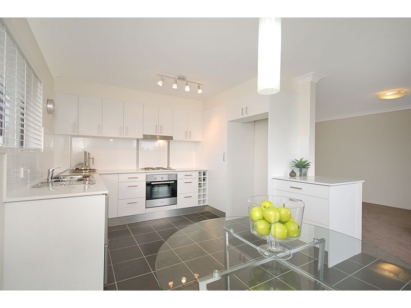 4/34 Farnell Street, Chermside QLD 4032