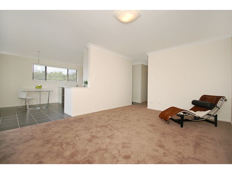 4/34 Farnell Street, Chermside QLD 4032