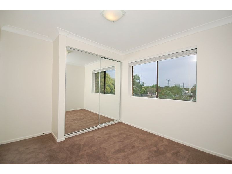 4/34 Farnell Street, Chermside QLD 4032