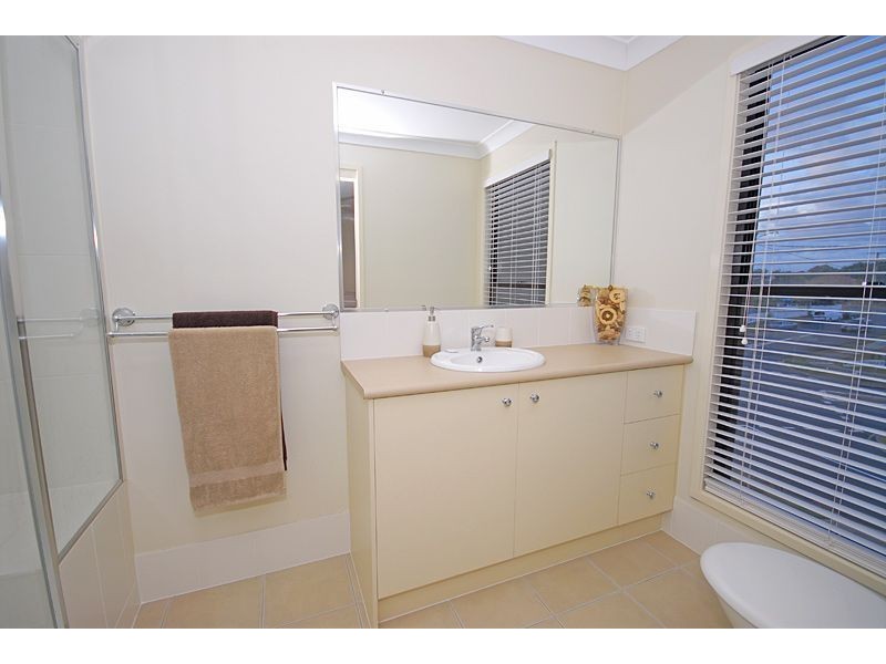 3 Fourteenth Ave, Kedron QLD 4031