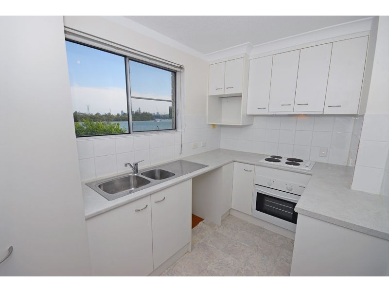 1/260 Kingsford Smith Drive, Hamilton QLD 4007