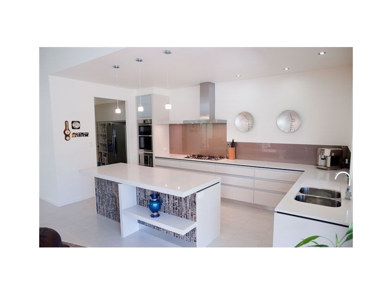 10 Bergman Street, Samford QLD 4520