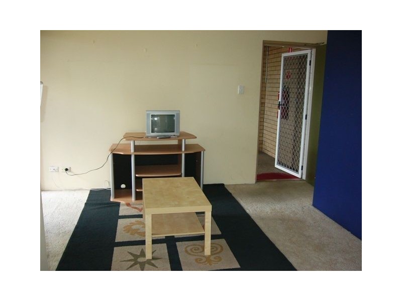 8/40 Rossiter Pde, Hamilton QLD 4007
