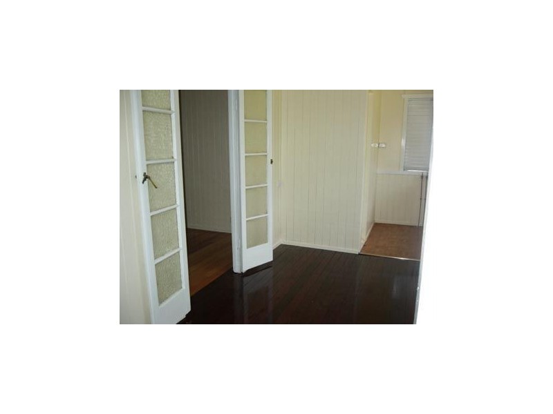 101 Park Road, Wooloowin QLD 4030