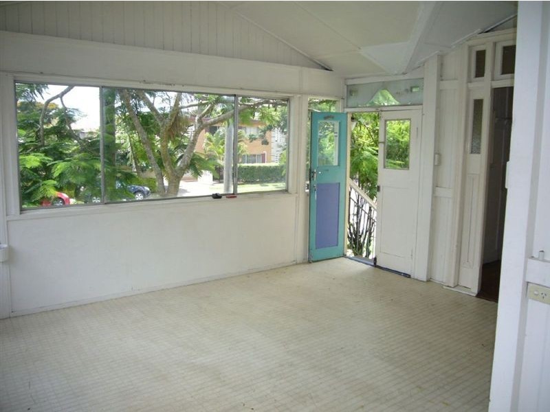 62 Park Road, Wooloowin QLD 4030