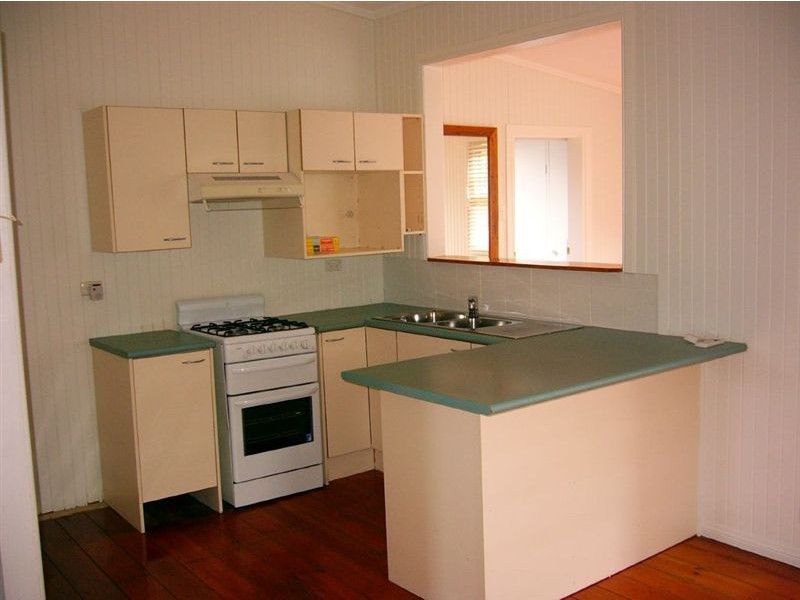 12 Newmarket Road, Hendra QLD 4011