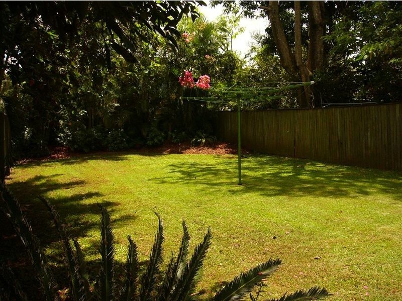 12 Newmarket Road, Hendra QLD 4011