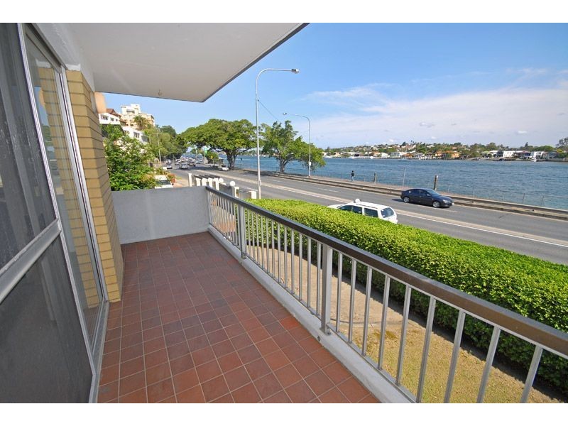 1/260 Kingsford Smith Drive, Hamilton QLD 4007
