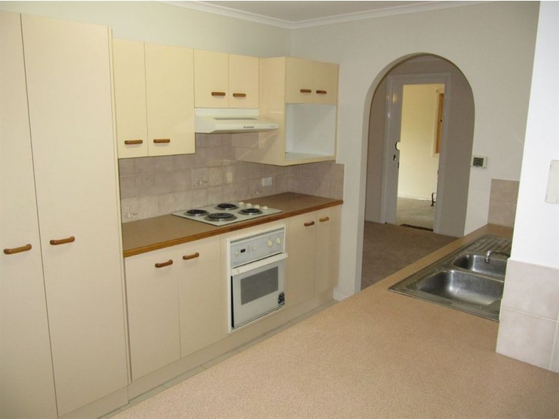 33 Constantia Drive, Petrie QLD 4502