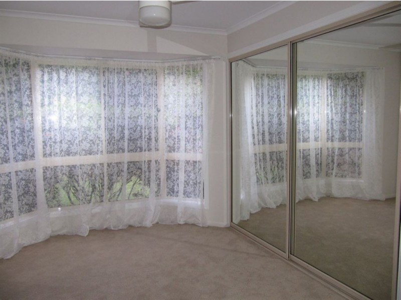 33 Constantia Drive, Petrie QLD 4502