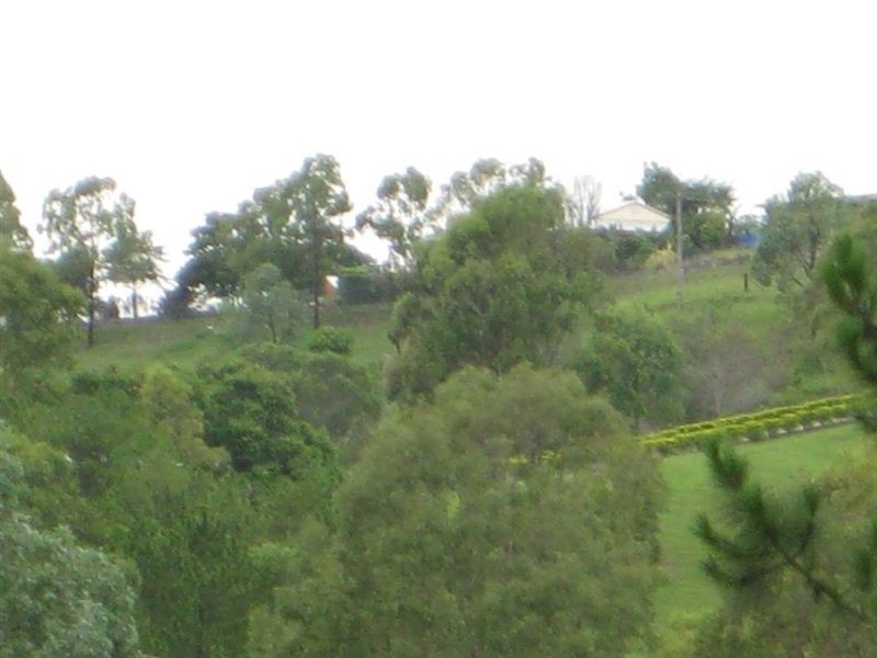 1 Mountain View Road, Moorina QLD 4506