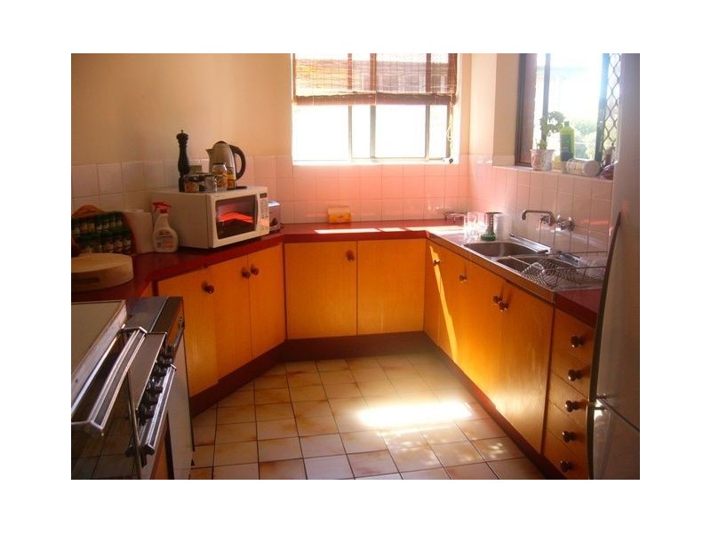 2/76 Riverton Street, Clayfield QLD 4011