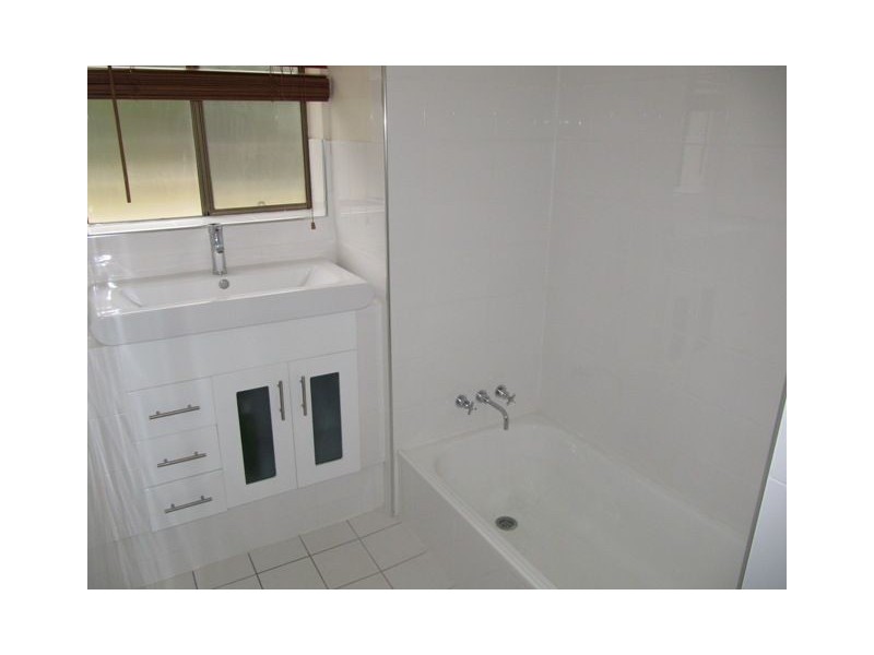 4/39 Camden, Albion QLD 4010