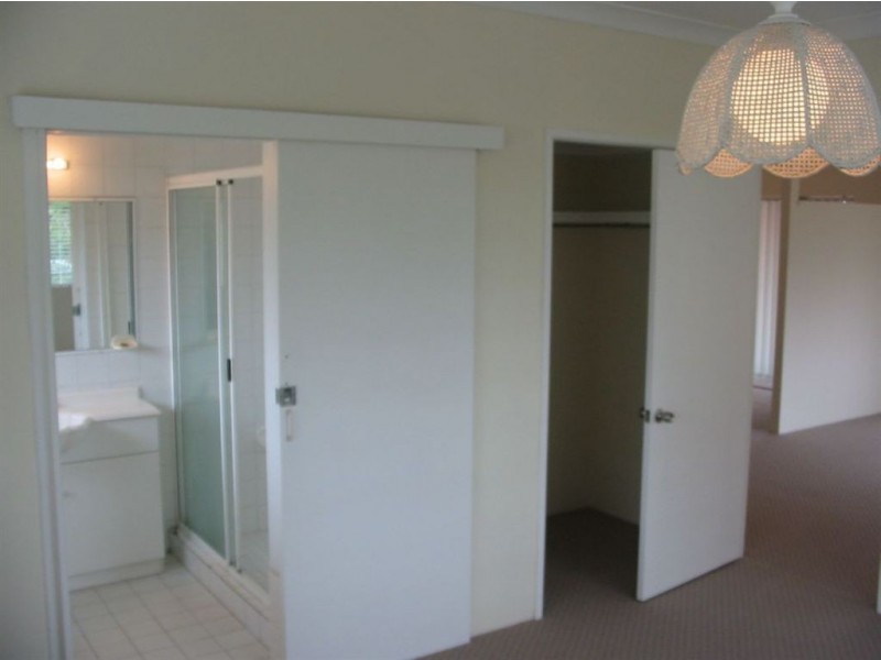 7/77 Sandford Street, St Lucia QLD 4067