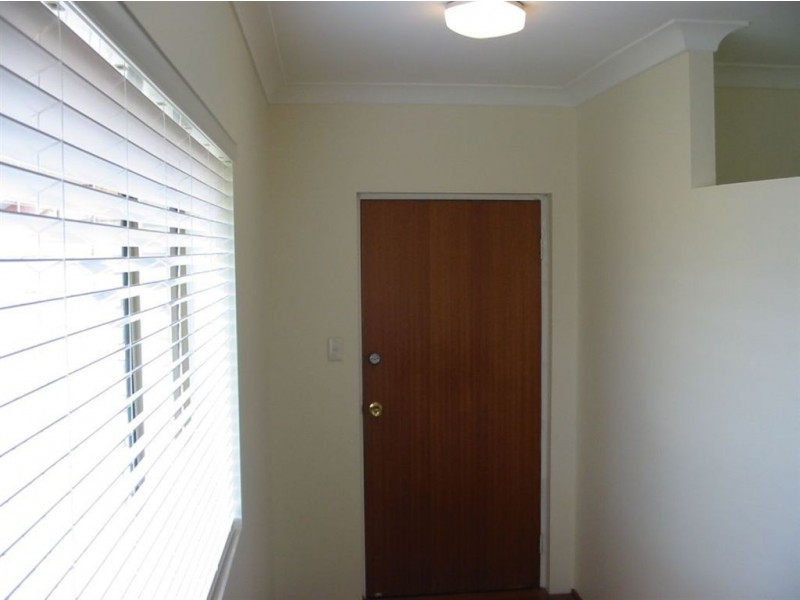 7/77 Sandford Street, St Lucia QLD 4067