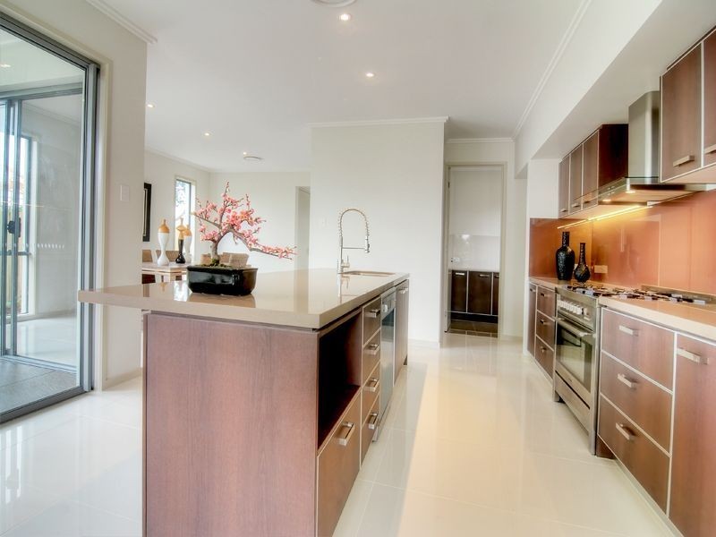 20 Pleystowe Crescent, Hendra QLD 4011