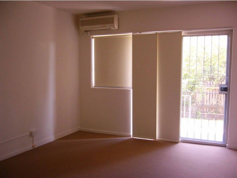1/12 Cooma St, Clayfield QLD 4011