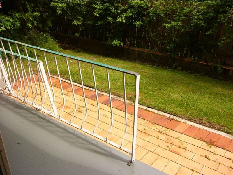 1/12 Cooma St, Clayfield QLD 4011