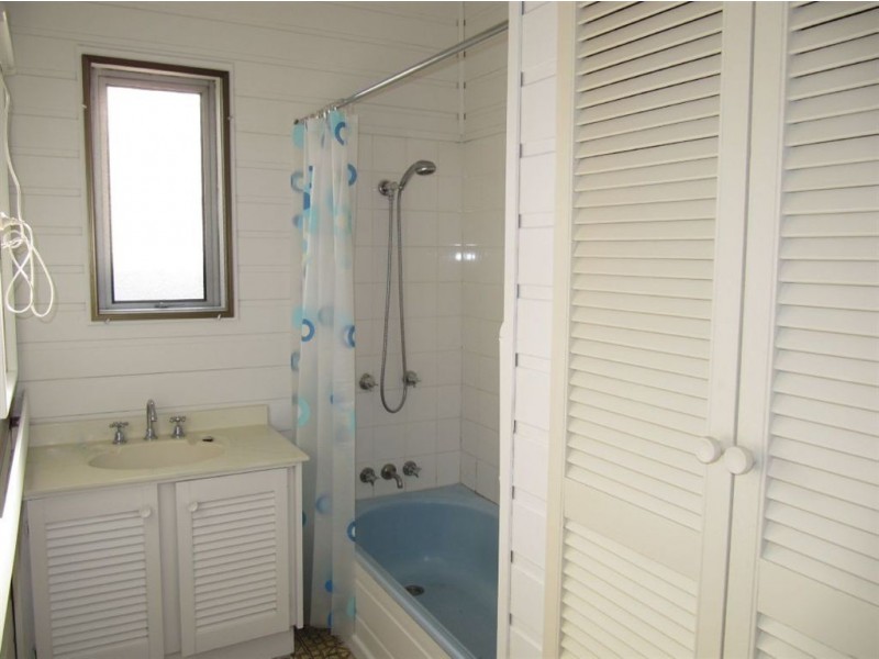 45 Hamilton Ave, Hendra QLD 4011