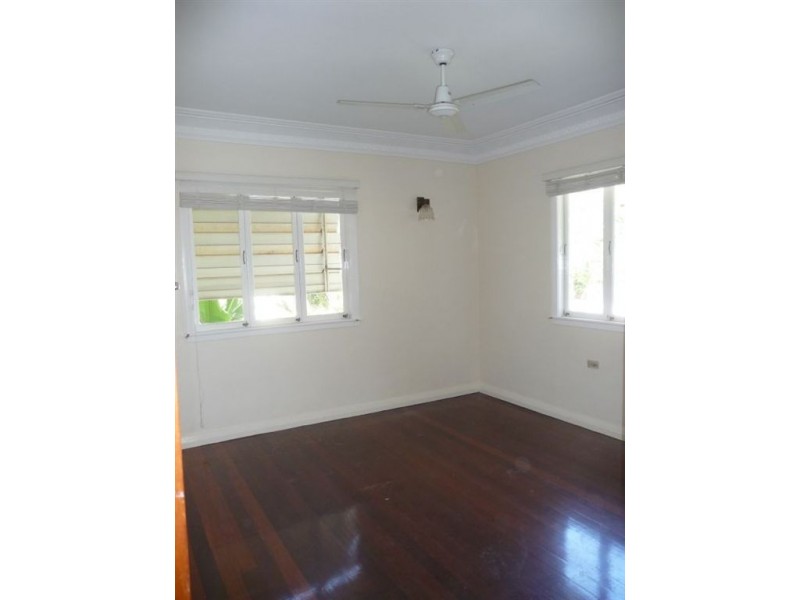 Wooloowin QLD 4030