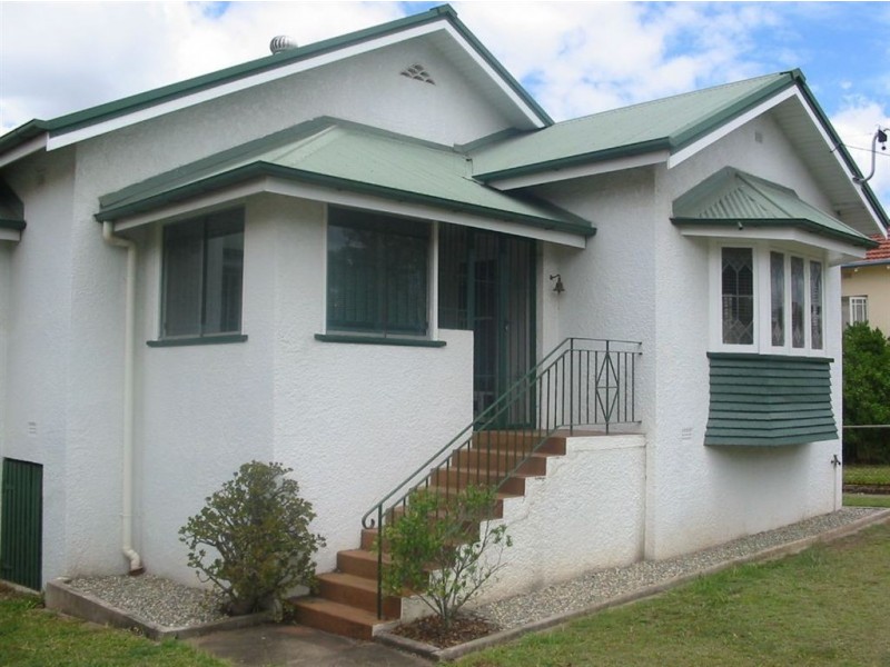 15 Norman Street, Wooloowin QLD 4030