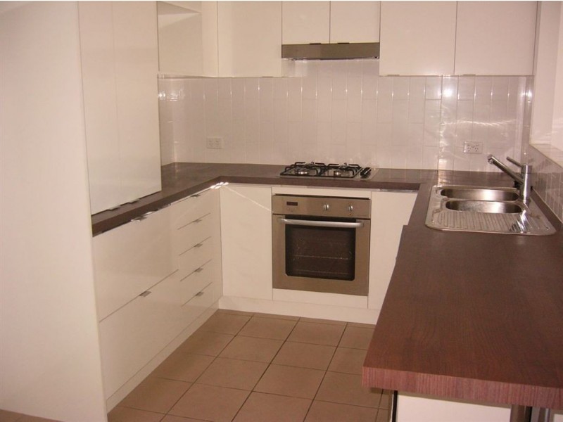 11/14 Lever Street, Albion QLD 4010