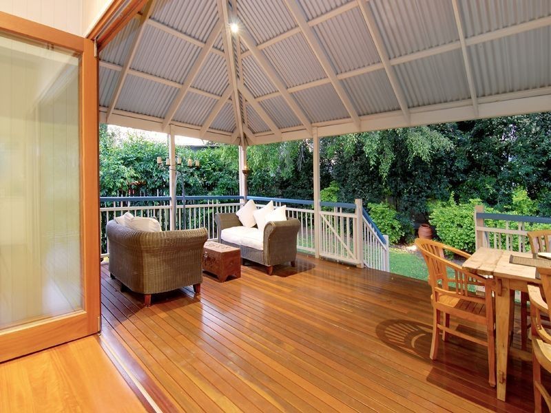22 Norman Street, Wooloowin QLD 4030